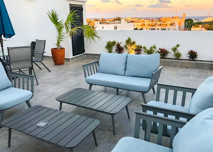 Luxe Top-floor Incredible Roof Pool At Complex